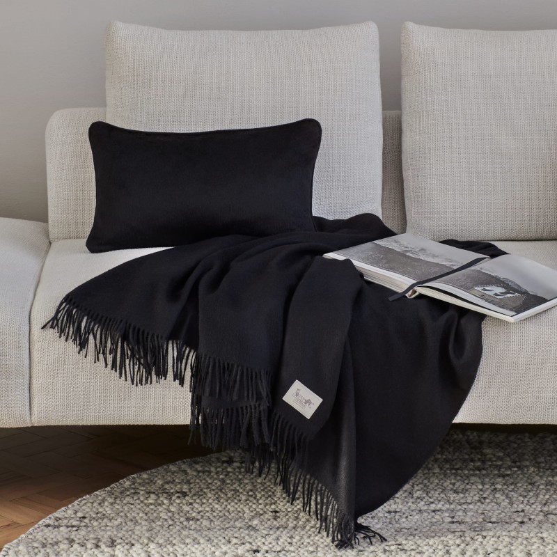 Classic Throw 100% Baby Alpaca - Black