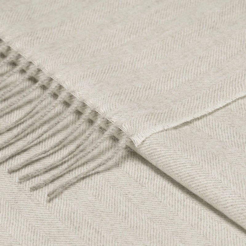 2. Fishbone Throw 100% Baby Alpaca | WHITE BEIGE