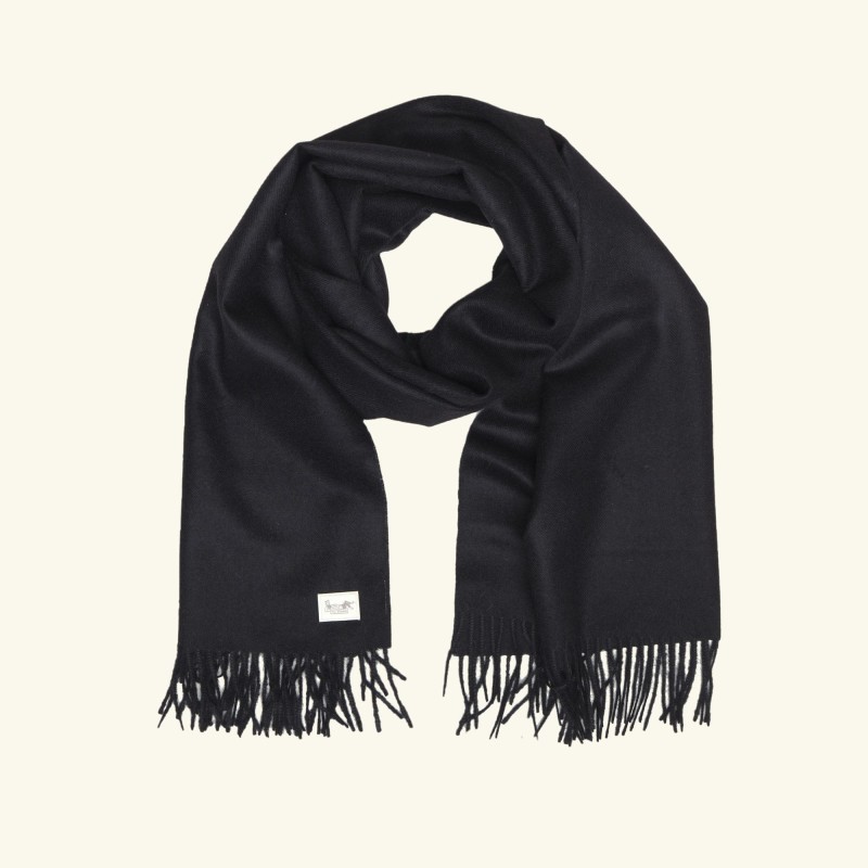 Classic baby alpaca shawl black