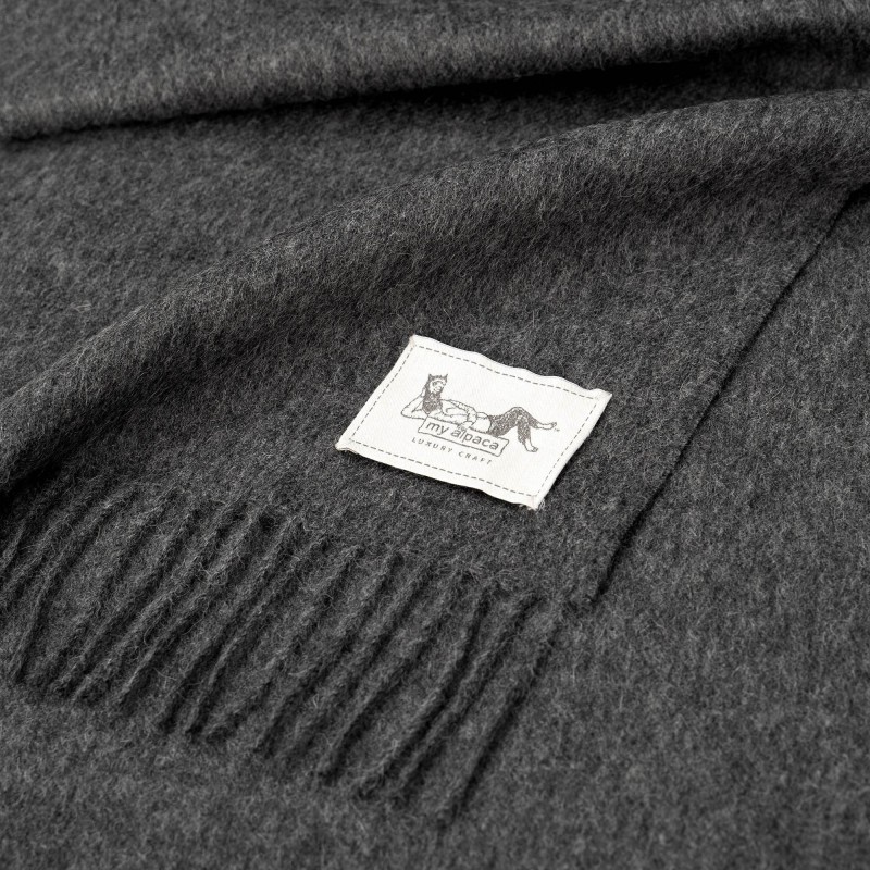 Classic baby alpaca scarf dark grey