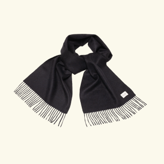 Classic baby alpaca scarf black