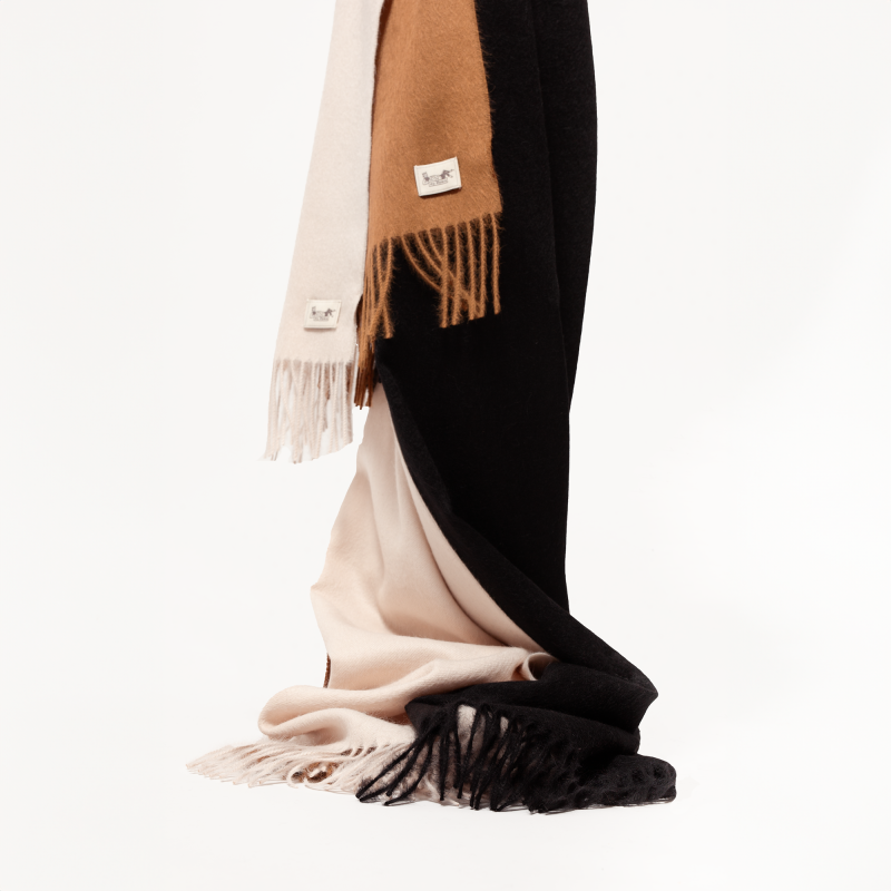 Suri baby alpaca shawl black