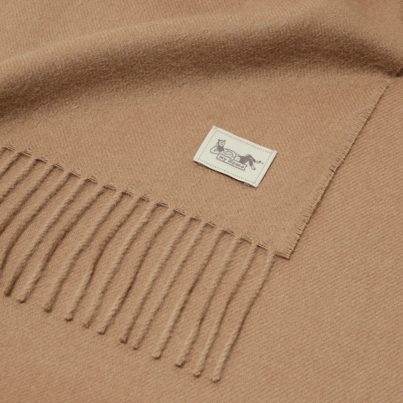 Classic baby alpaca scarf camel