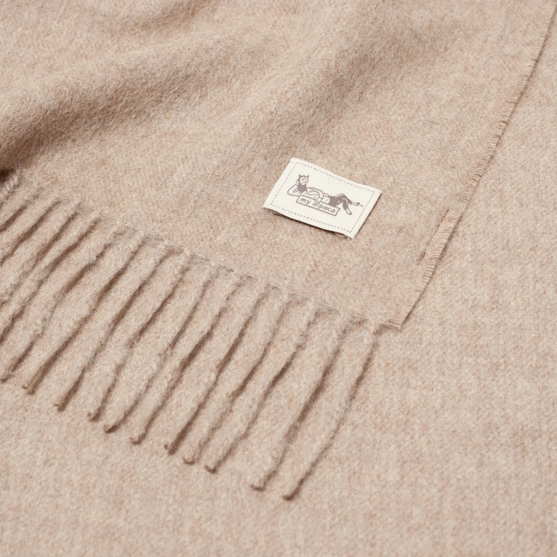 Classic baby alpaca scarf beige