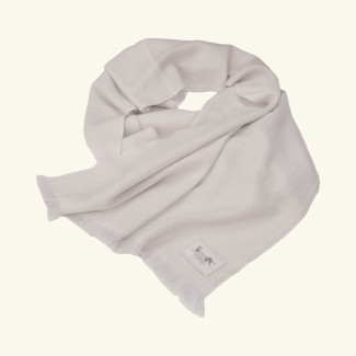 Hand-woven alpaca, cashmere & merino wool shawl | CRÈME DE LA CRÈME