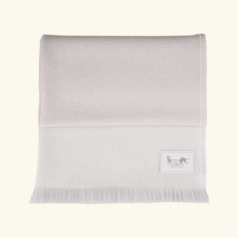 Hand-woven alpaca, cashmere & merino wool shawl | CRÈME DE LA CRÈME