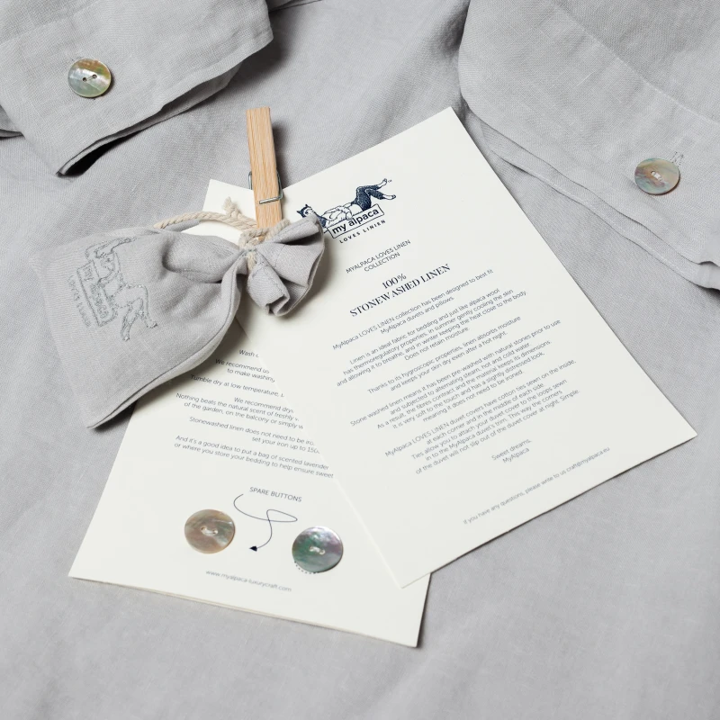 3. Linen duvet cover | MOONSTONE