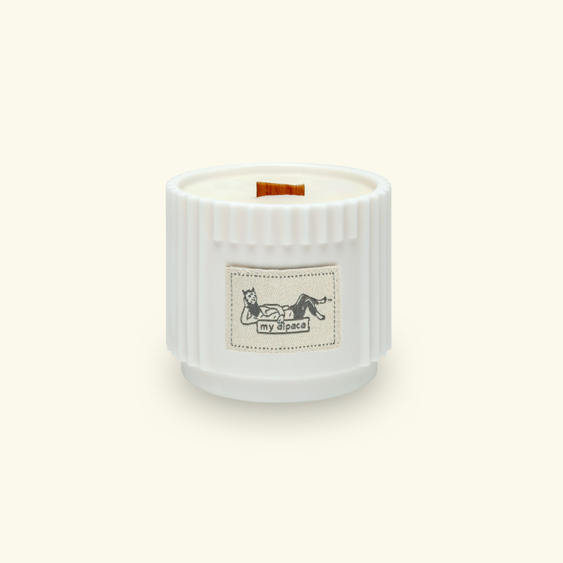 1. Parian porcelain Rose & Linen candle